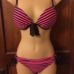 **FINAL PRICE** Joe Boxer pink stripped bikini set